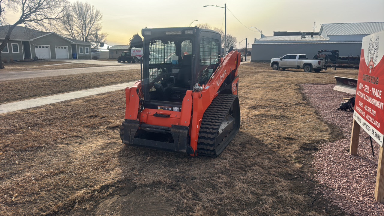 lot 2W image: Kubota SVL 75-2